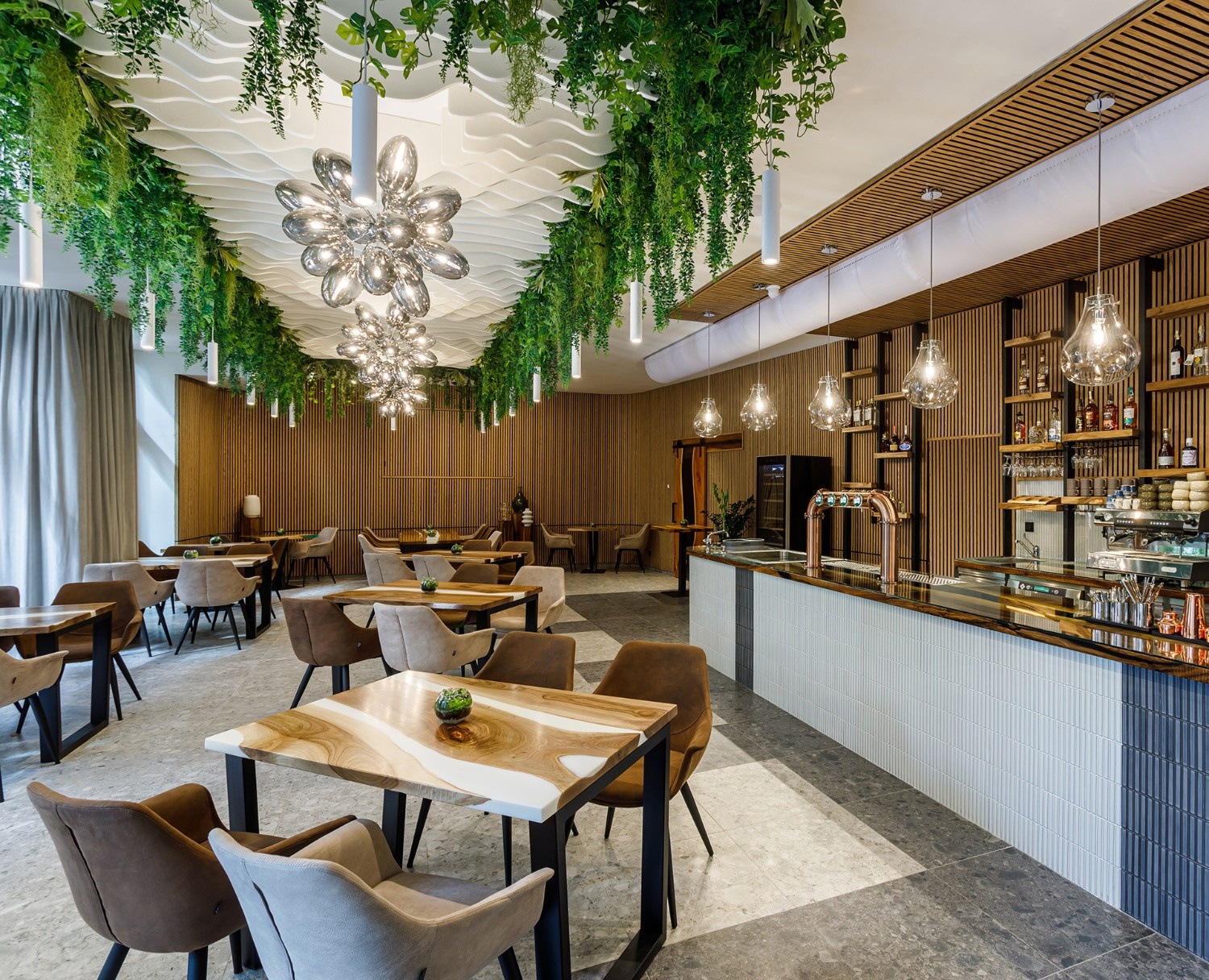 bar_asadogrill_kamzajitolomouc (1).jpg